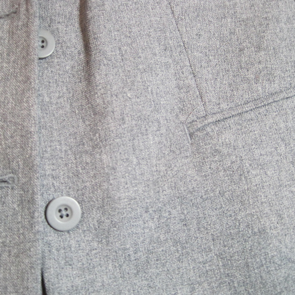 Women's Gray Blazer Suit Jacket Long Sleeve Grey The Tog Shop Petite 4P - Picture 3 of 7